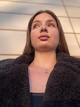 KrisMagnoly online show from March 13, 3:18 pm