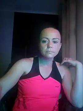 Snapshot of MrsBunnyBum chatting on May 7, 11:04 am MrsBunnyBum online show from May 7, 11:04 am