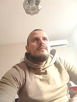 Snapshot of Andibianco@xh chatting on January 19, 8:18 am Andibiancoxh online show from January 19, 8:18 am