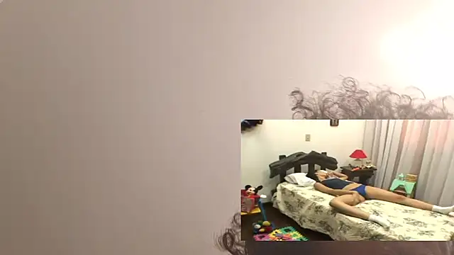 Snapshot of SpeedMagnumBlade6669 chatting on December 27, 9:06 am SpeedMagnumBlade6669 online show from December 27, 9:06 am