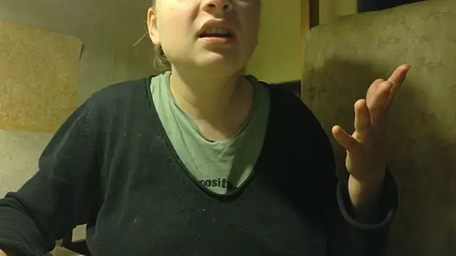 FrumCake online show from April 12, 7:08 pm