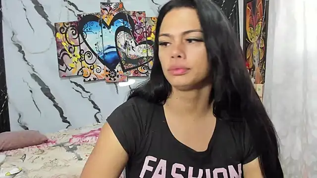 Snapshot of andromeda_xx chatting on January 13, 2:11 pm andromeda xx online show from January 13, 2:11 pm