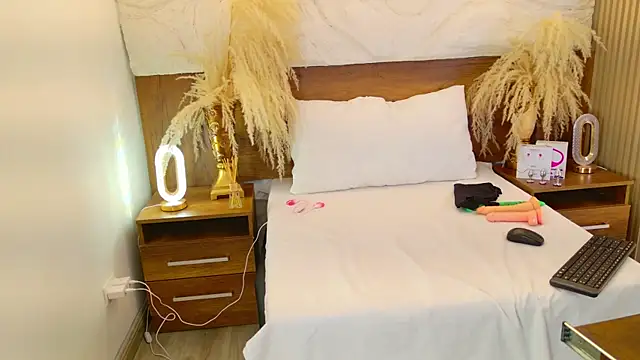 dojacandice online show from July 15, 9:42 pm