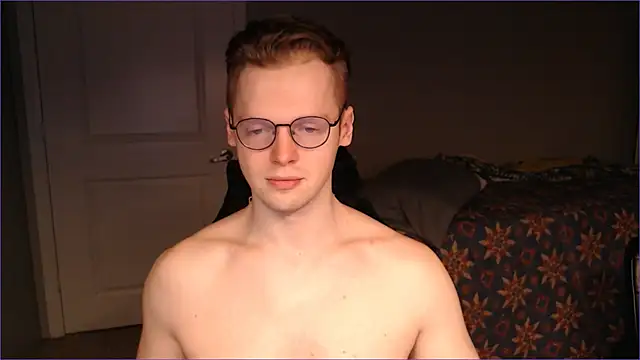 Snapshot of doloresman chatting on January 18, 12:58 am doloresman online show from January 18, 12:58 am