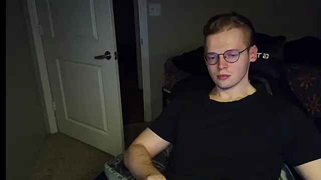 Snapshot of doloresman chatting on February 23, 2:31 am doloresman online show from February 23, 2:31 am