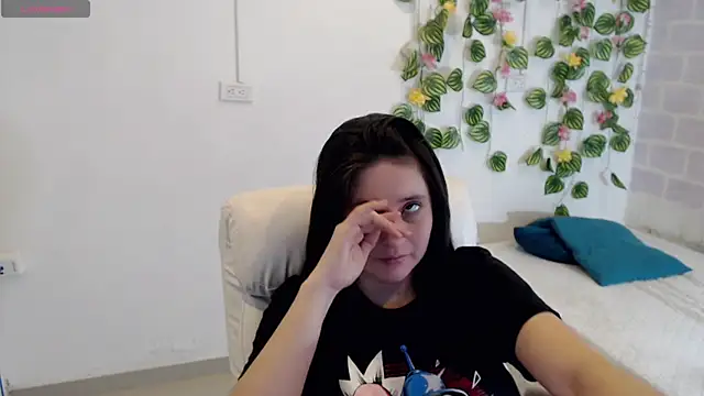 tania sweet   online show from December 17, 4:13 pm