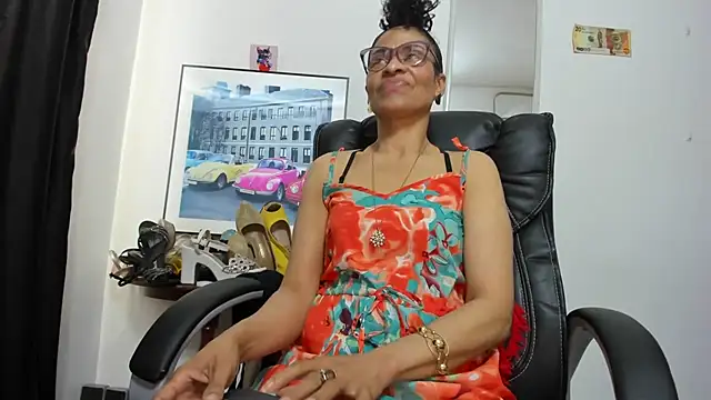 Snapshot of Aries_Mature chatting on March 1, 3:25 pm Aries Mature online show from March 1, 3:25 pm