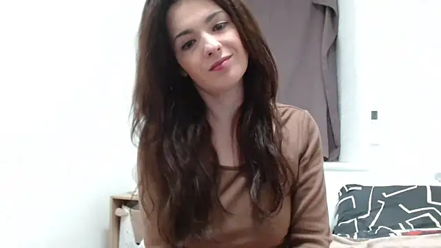 Snapshot of desirmiss1 chatting on November 20, 8:03 am desirmiss1 online show from November 20, 8:03 am