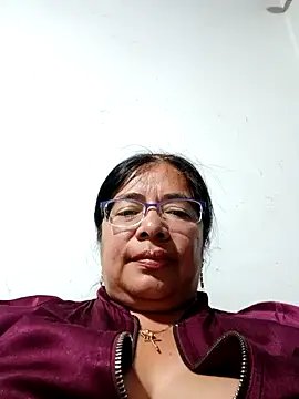   valentina18 online show from December 12, 11:58 pm