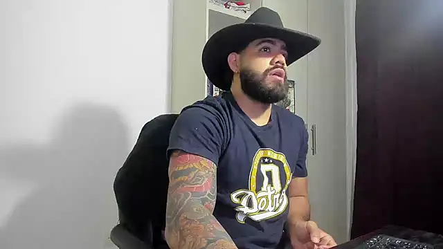 Snapshot of _Coddygold_ chatting on July 19, 10:52 am Coddygold online show from July 19, 10:52 am