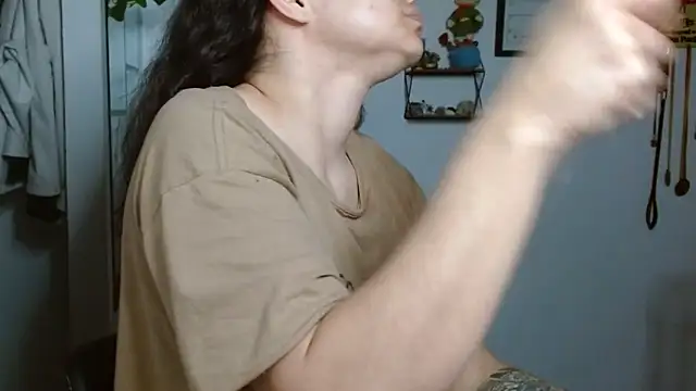 Snapshot of Nikkykora15 chatting on October 25, 1:35 am Nikkykora15 online show from October 25, 1:35 am