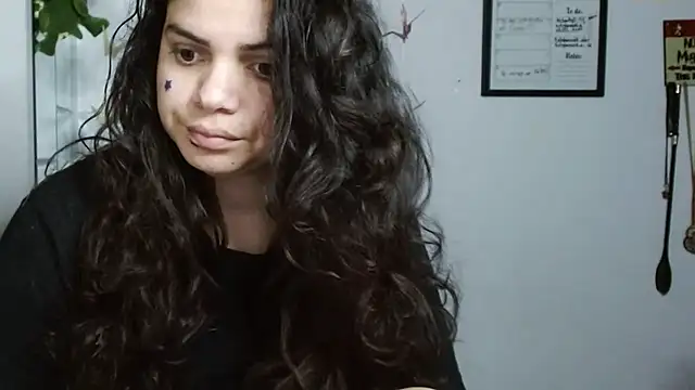 Snapshot of Nikkykora15 chatting on November 14, 1:59 am Nikkykora15 online show from November 14, 1:59 am