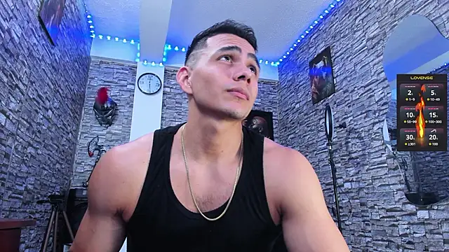 ChoreyTaiylor online show from March 26, 2:22 pm