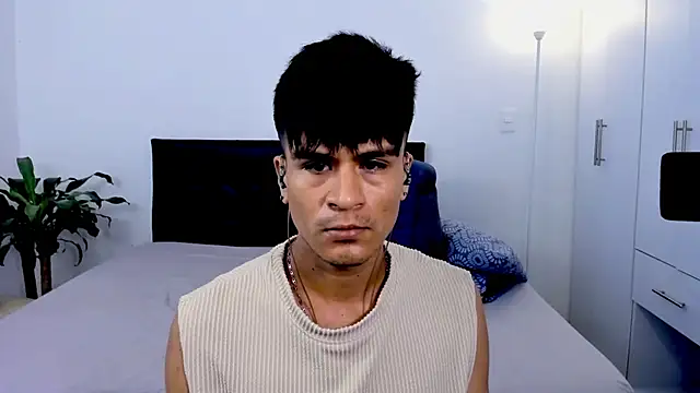 Eiden allenx online show from December 31, 2:03 pm