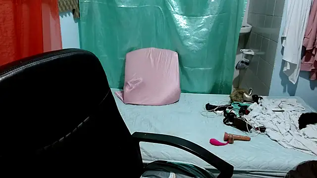 squirt322bbw online show from February 23, 6:16 pm