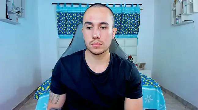 juan  jimenez online show from February 15, 11:36 pm