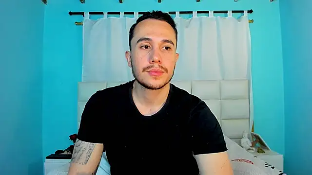 juan  jimenez online show from November 19, 11:49 pm