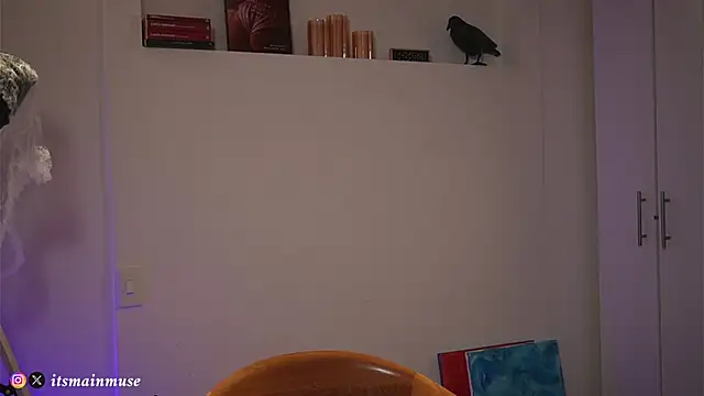 Snapshot of raphttalia_ chatting on October 24, 11:56 pm raphttalia online show from October 24, 11:56 pm