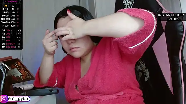 emilyn grey1 online show from April 10, 4:01 pm