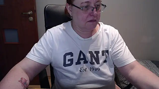 JoannaAndNeighbour online show from January 12, 9:51 am