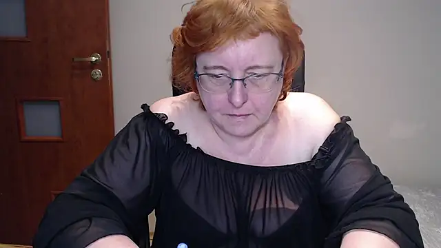 JoannaAndNeighbour online show from March 21, 9:56 am
