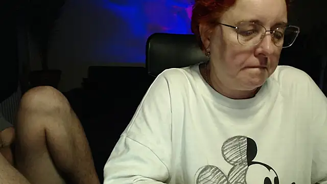 JoannaAndNeighbour online show from October 22, 7:46 pm