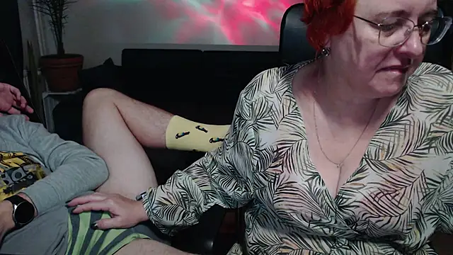 JoannaAndNeighbour online show from October 23, 8:24 am