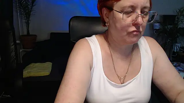 JoannaAndNeighbour online show from November 9, 10:24 am