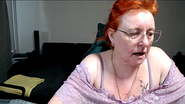 JoannaAndNeighbour online show from March 12, 8:09 am