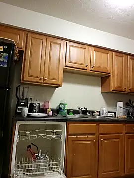 Snapshot of ImpressYouDaily chatting on March 4, 2:45 pm ImpressYouDaily online show from March 4, 2:45 pm