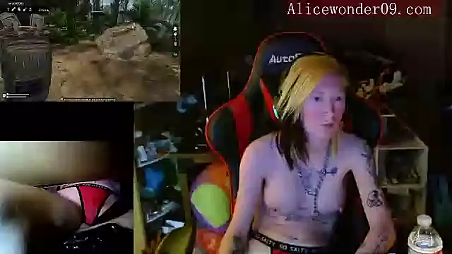 alicewonder09 online show from December 4, 7:39 am