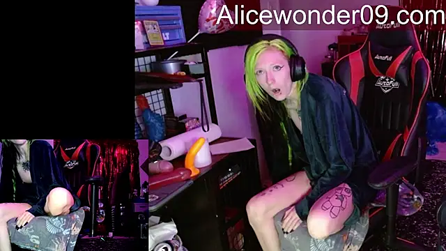 alicewonder09 online show from March 19, 4:27 am