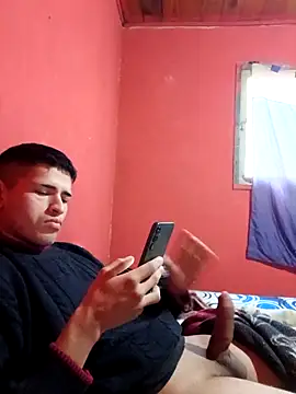 Snapshot of ynose2 chatting on October 27, 1:59 pm ynose2 online show from October 27, 1:59 pm