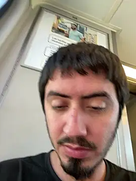 Snapshot of Bbyboyivan chatting on March 16, 7:49 pm Bbyboyivan online show from March 16, 7:49 pm