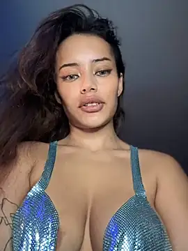 Snapshot of MistressBelleNoire chatting on December 8, 6:43 am MistressBelleNoire online show from December 8, 6:43 am