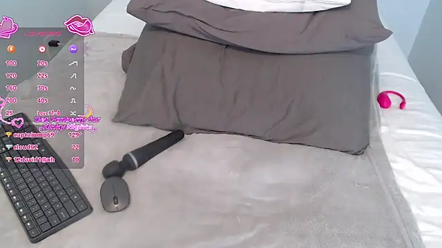 Snapshot of Agatha6969x chatting on November 4, 3:00 pm Agatha6969x online show from November 4, 3:00 pm