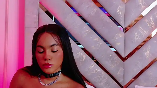 Sara Boom online show from January 10, 1:46 pm