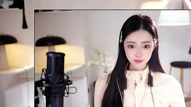 Ocean--Lili online show from February 26, 2:16 pm