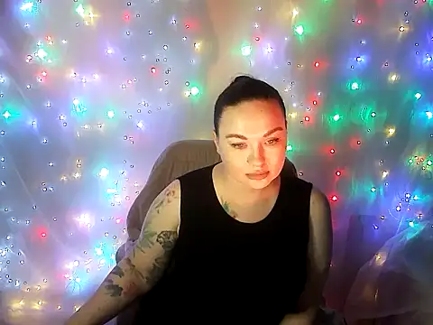Victoria Marks online show from June 27, 10:26 pm