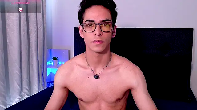 aodaboyyy online show from December 21, 1:07 pm