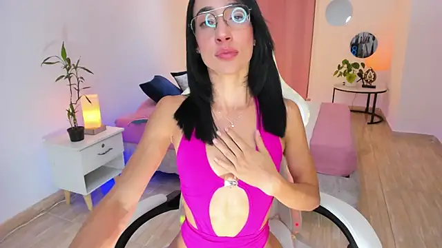 carleee winter online show from March 20, 3:11 am