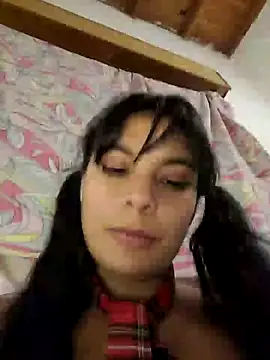 Snapshot of ZaraHoney chatting on December 11, 7:31 am ZaraHoney online show from December 11, 7:31 am