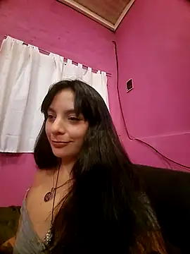 Snapshot of ZaraHoney chatting on February 19, 5:05 am ZaraHoney online show from February 19, 5:05 am