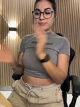 Sarasanders 4 online show from November 28, 4:37 am