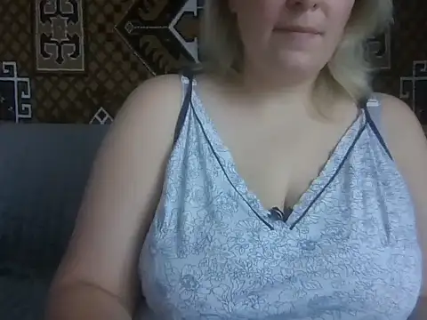 Diana Britt online show from September 19, 6:04 am
