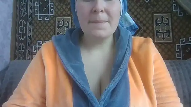 Diana Britt online show from February 11, 9:25 am