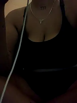 Madsion23 online show from October 14, 9:15 pm