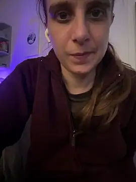 Snapshot of LadyChantale chatting on February 18, 10:22 am LadyChantale online show from February 18, 10:22 am