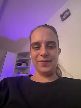 Snapshot of LadyChantale chatting on March 4, 8:09 am LadyChantale online show from March 4, 8:09 am