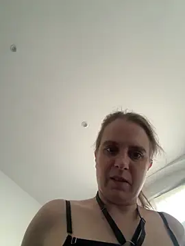 LadyChantale online show from May 27, 5:26 am